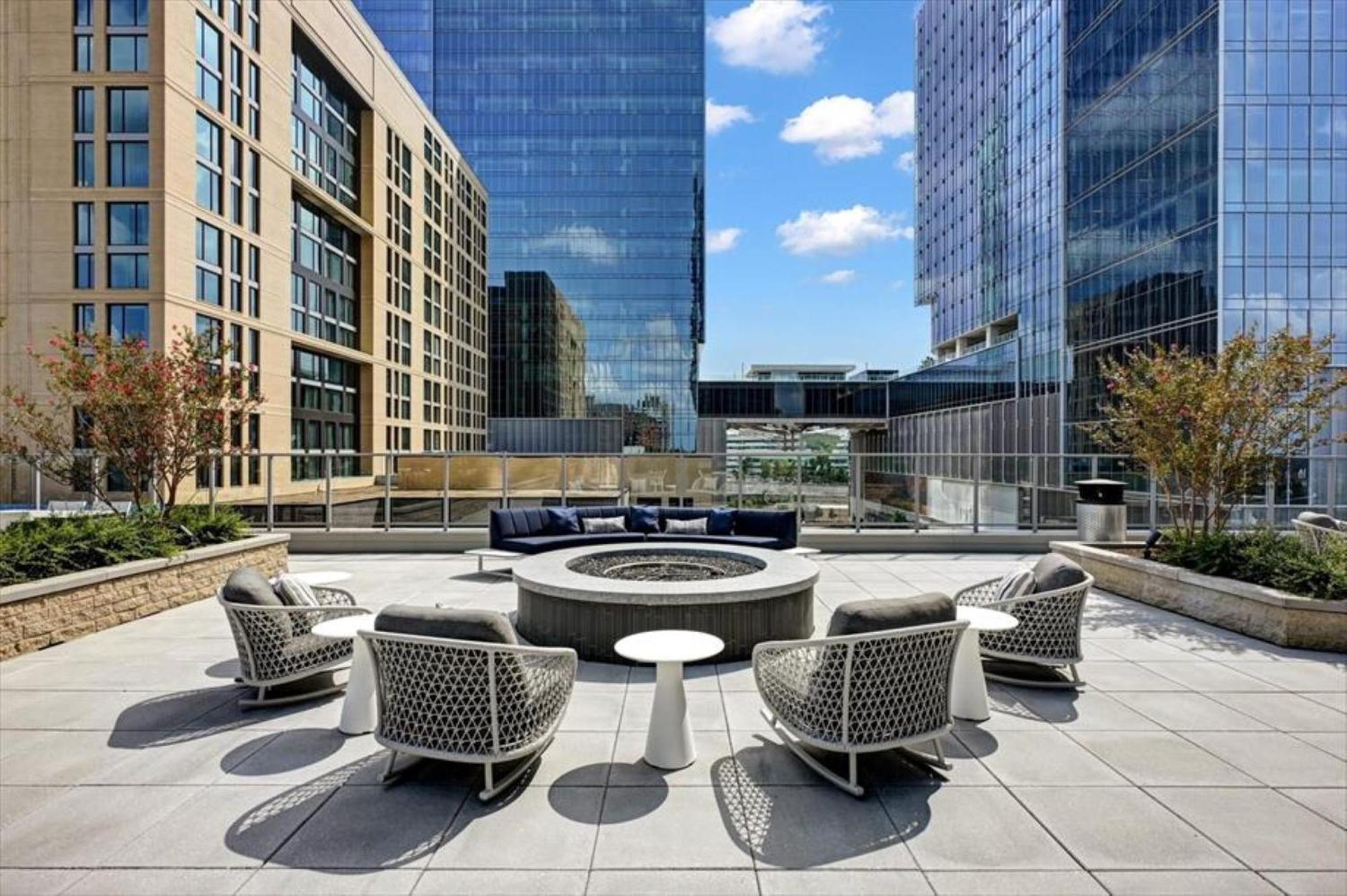 Global Luxury Suites At Town Center Рестон Екстер'єр фото